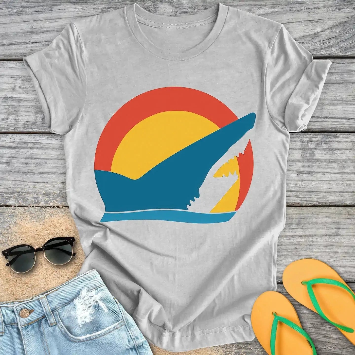 Retro Shark Horizon