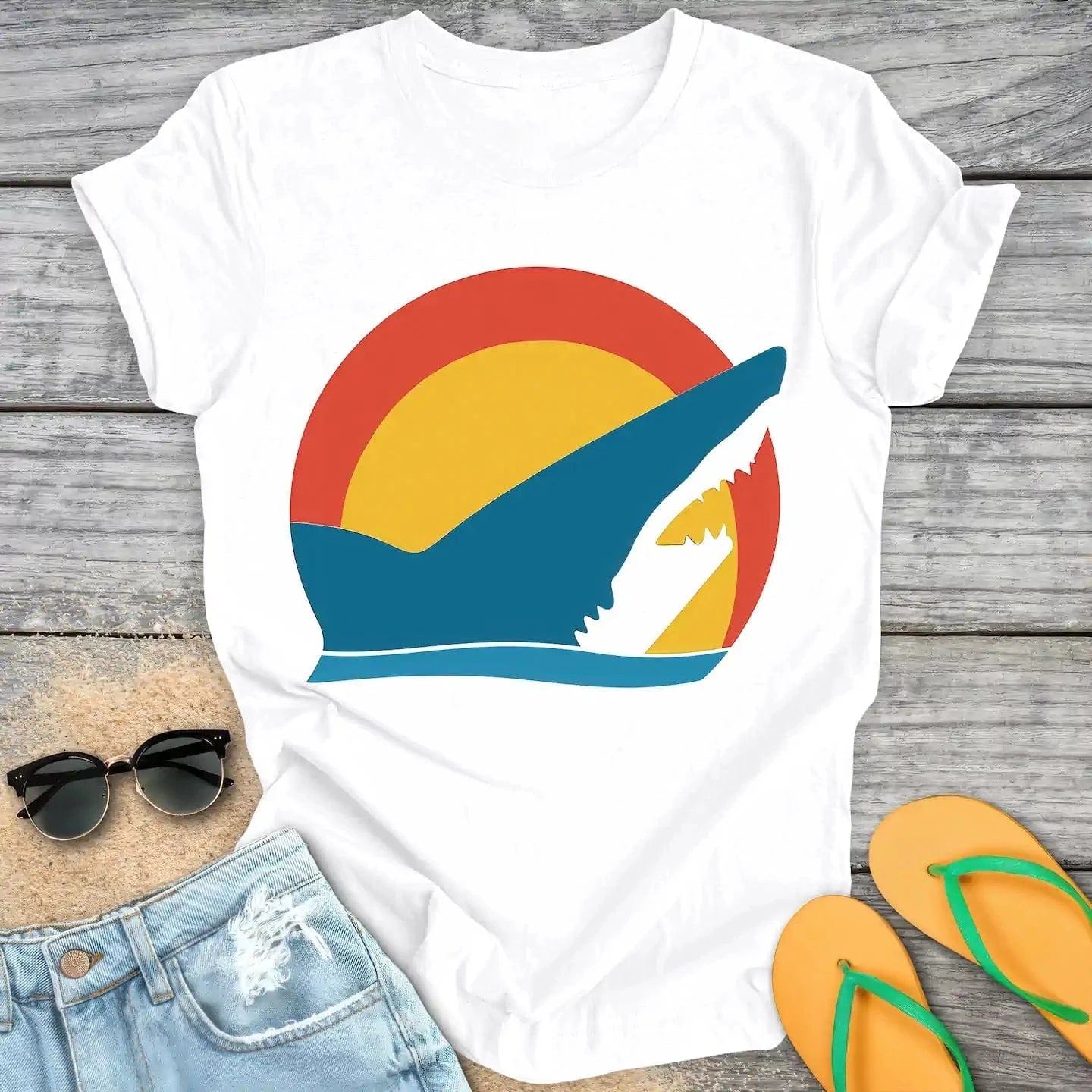 Retro Shark Horizon