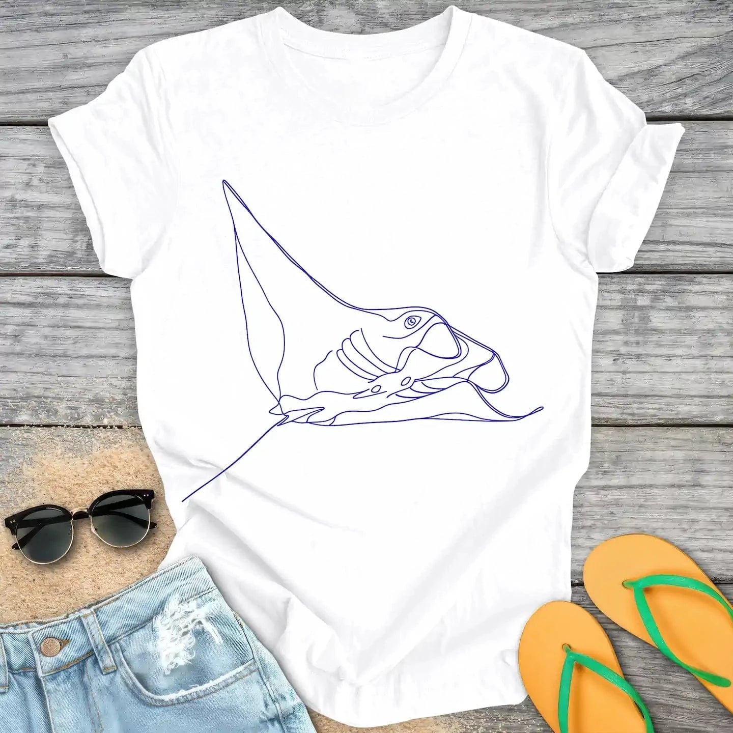 Manta Ray line drawing
